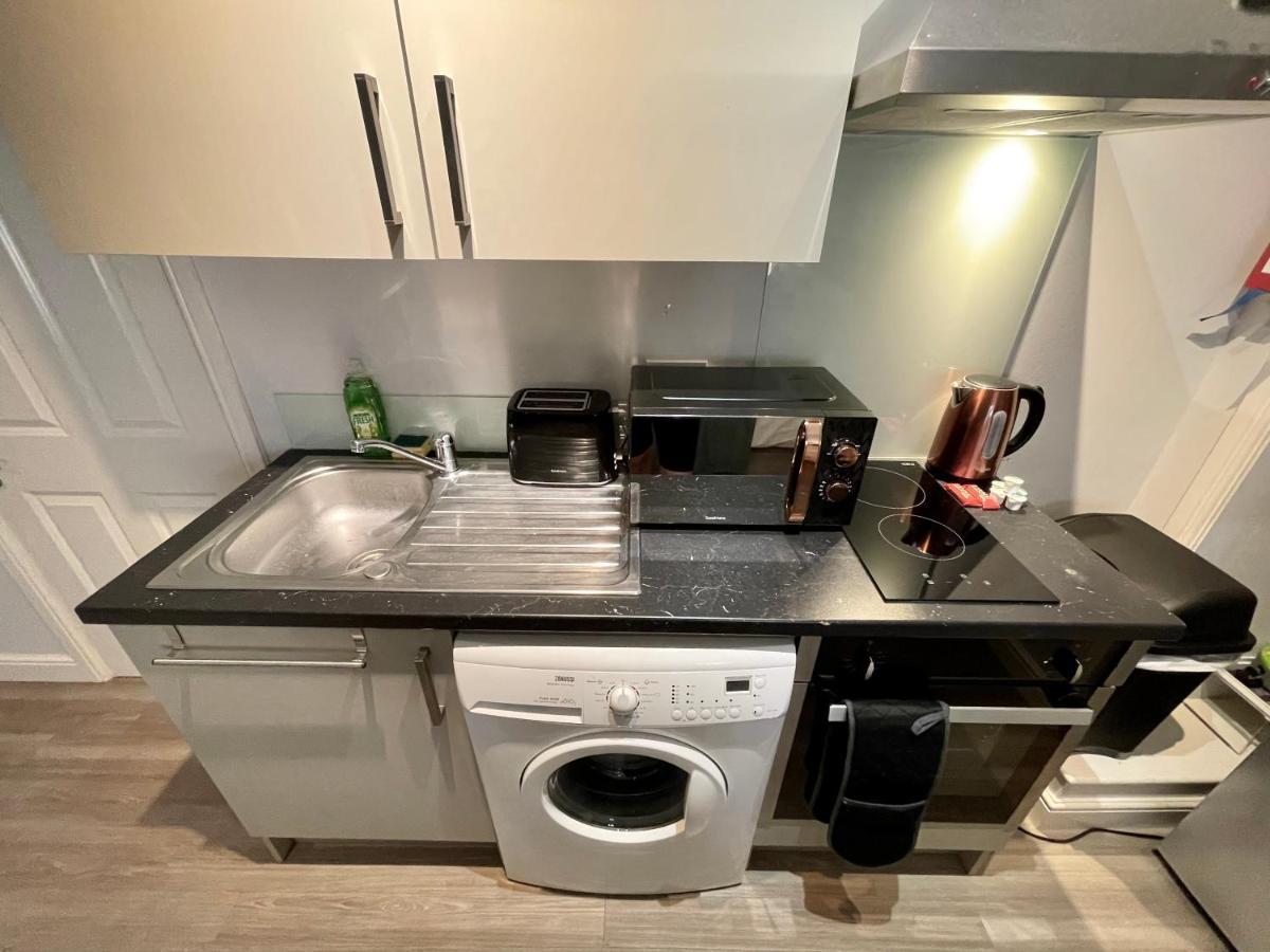 Cute And Cosy Studio In A Fantastic Location! Bishops Stortford Apartment Bishop's Stortford Ngoại thất bức ảnh